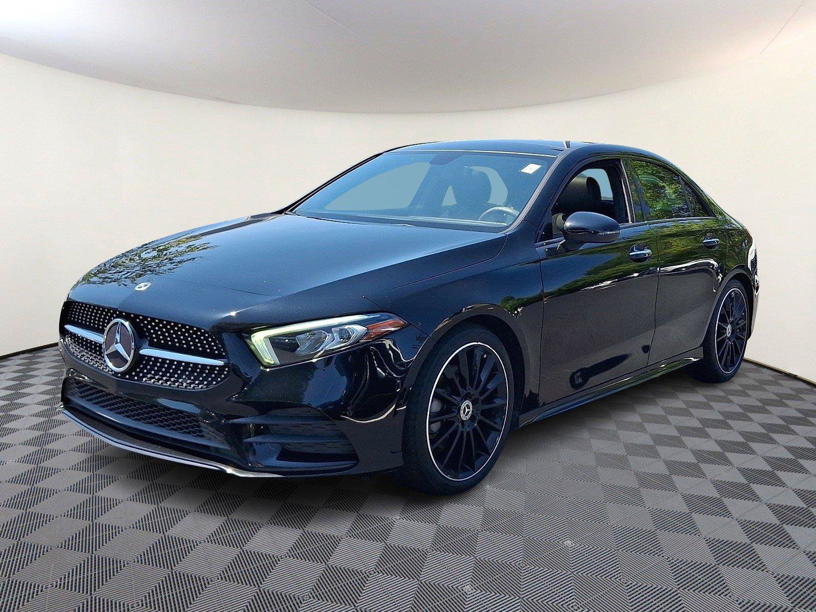 Used 2021 Mercedes-Benz A 220 image 3