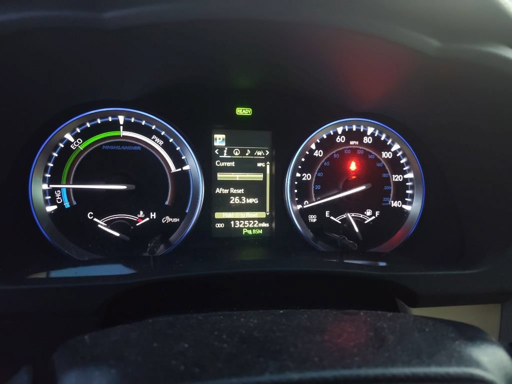 Used 2018 Toyota Highlander Limited Platinum AWD/4WD image 11