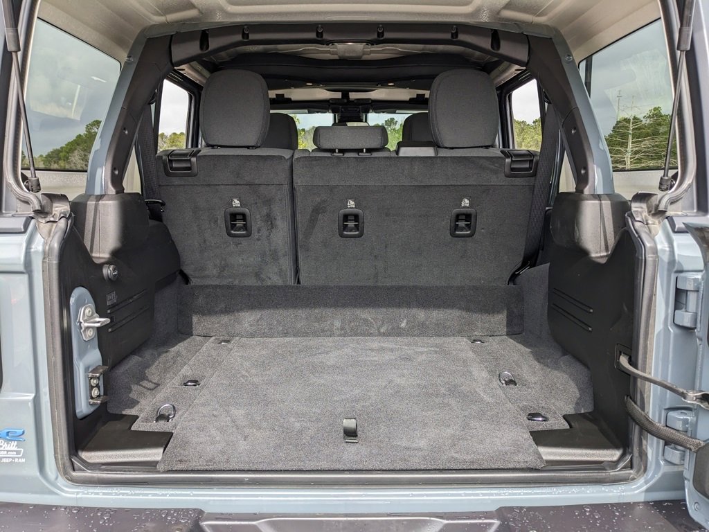 Used 2025 Jeep Wrangler Unlimited Sport S 4xe image 41