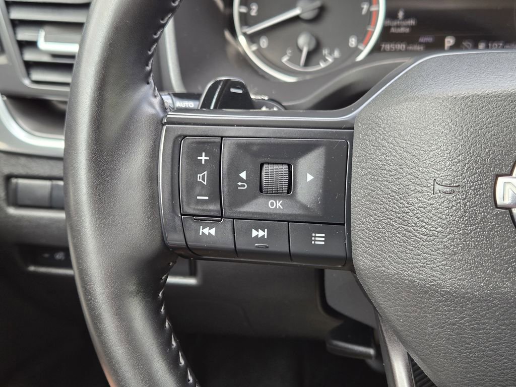 Used 2025 Nissan Rogue SV AWD/4WD image 26