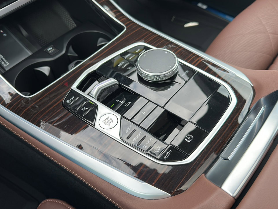 New 2026 BMW X5 xDrive40i w/ Climate Comfort Package image 25