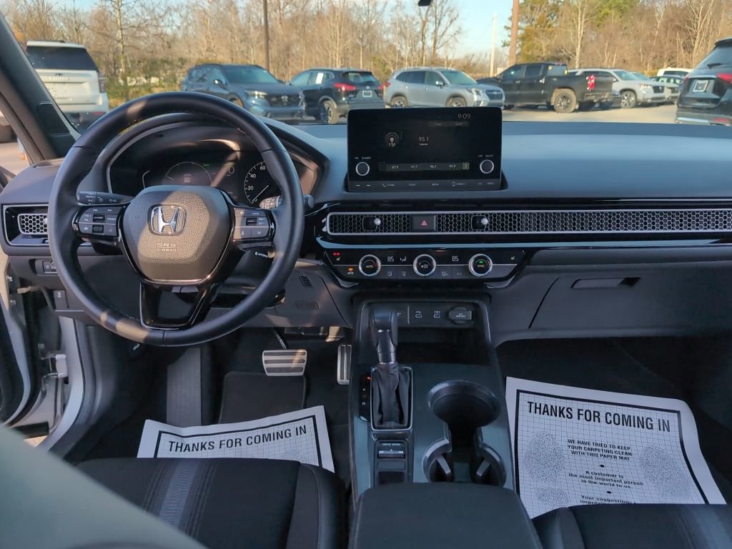 Used 2025 Honda Civic Sport image 16