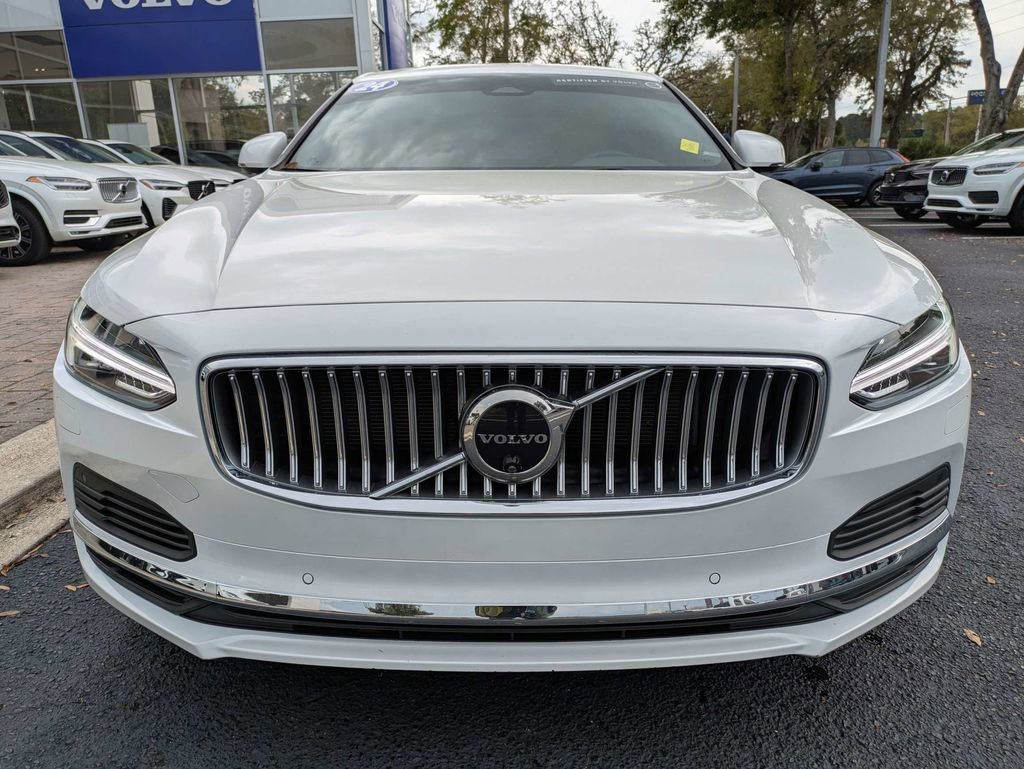 Certified 2024 Volvo S90 T8 Ultimate image 9