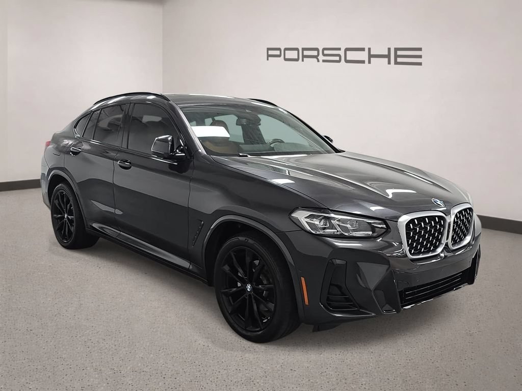 Used 2022 BMW X4 xDrive30i w/ M Sport Package 2 AWD/4WD image 8