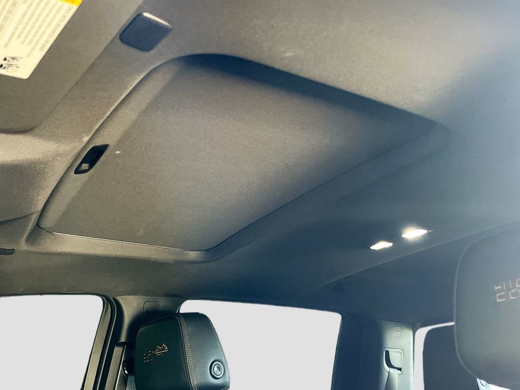 Used 2023 Chevrolet Silverado 1500 High Country w/ High Country Premium Package image 23