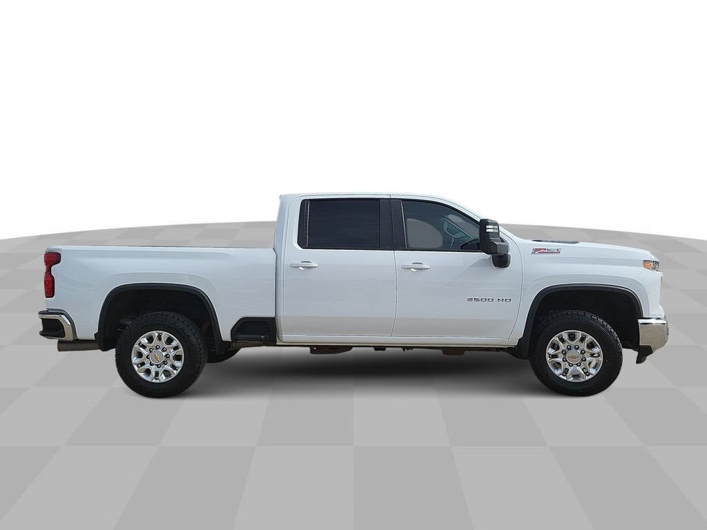 Used 2024 Chevrolet Silverado 2500 LT image 9