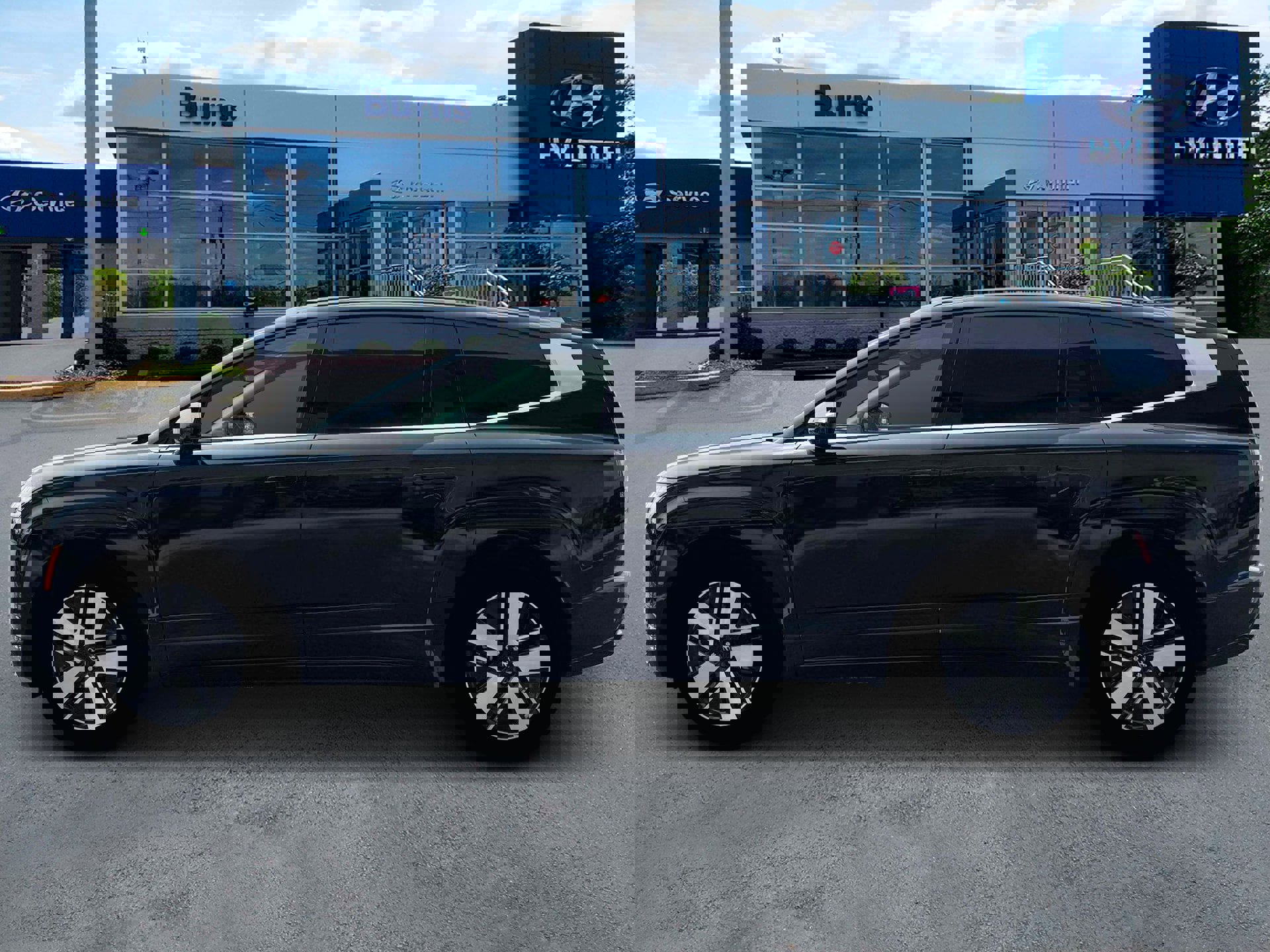 New 2026 Hyundai Ioniq 9 SEL image 3