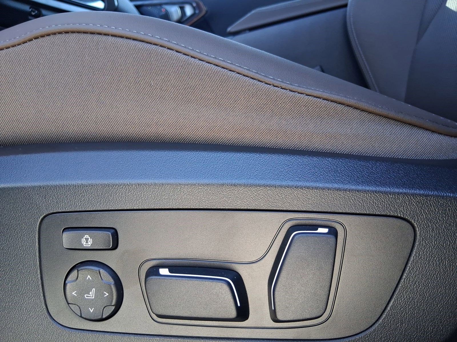 Used 2026 BMW X3 xDrive30 w/ Convenience Package image 14