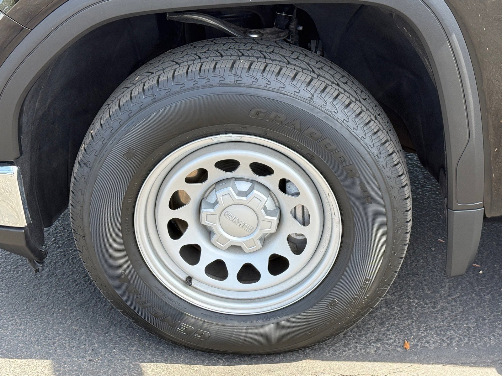 Used 2024 GMC Sierra 1500 Pro w/ Convenience Package image 10