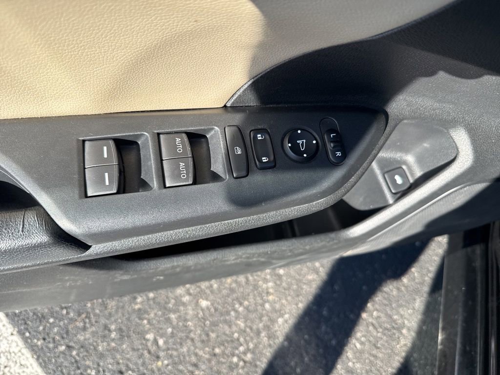 Used 2016 Honda Civic Touring image 17