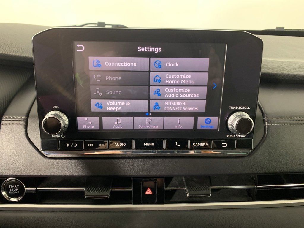 Used 2023 Mitsubishi Outlander SE image 24