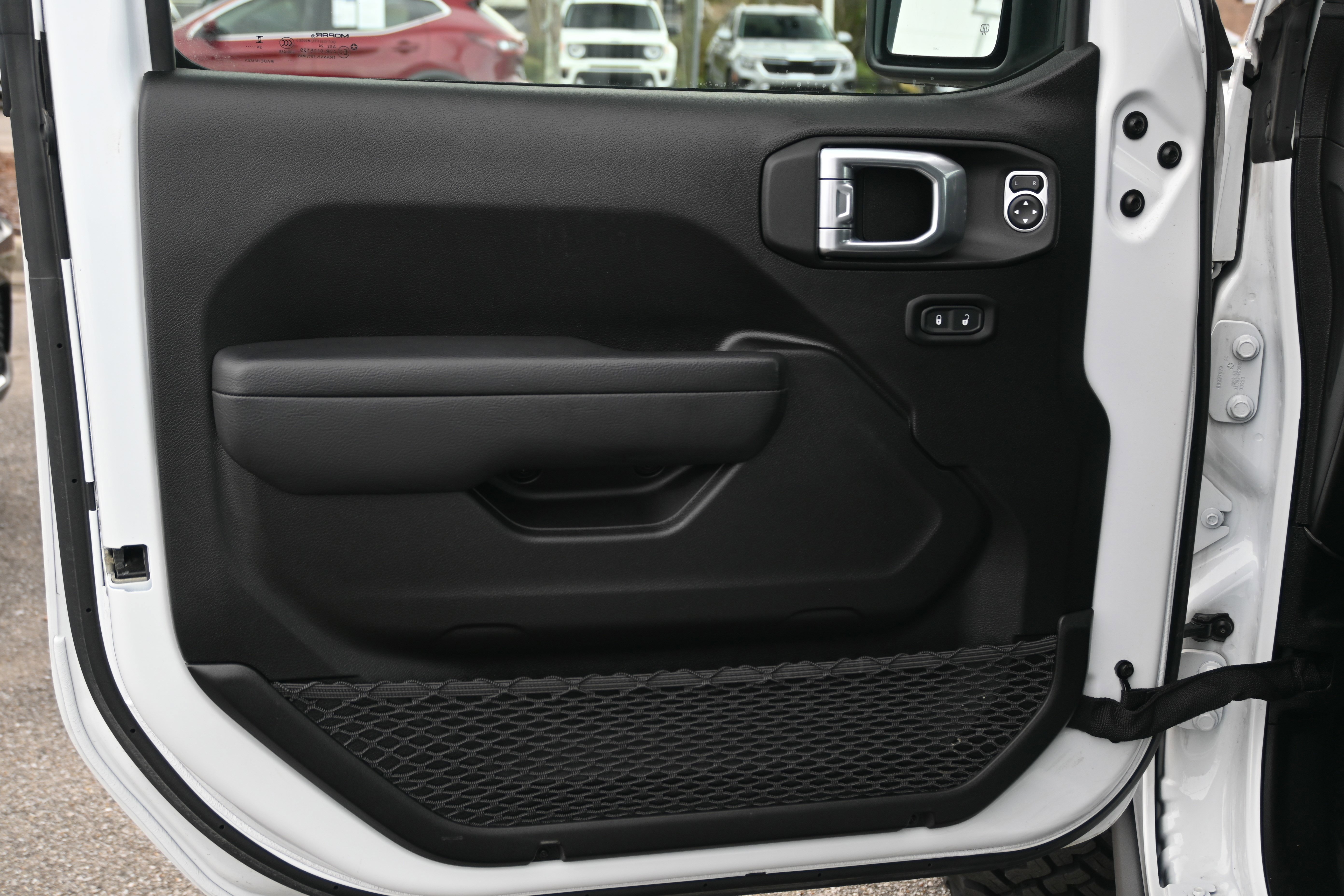 Used 2024 Jeep Wrangler Willys image 28