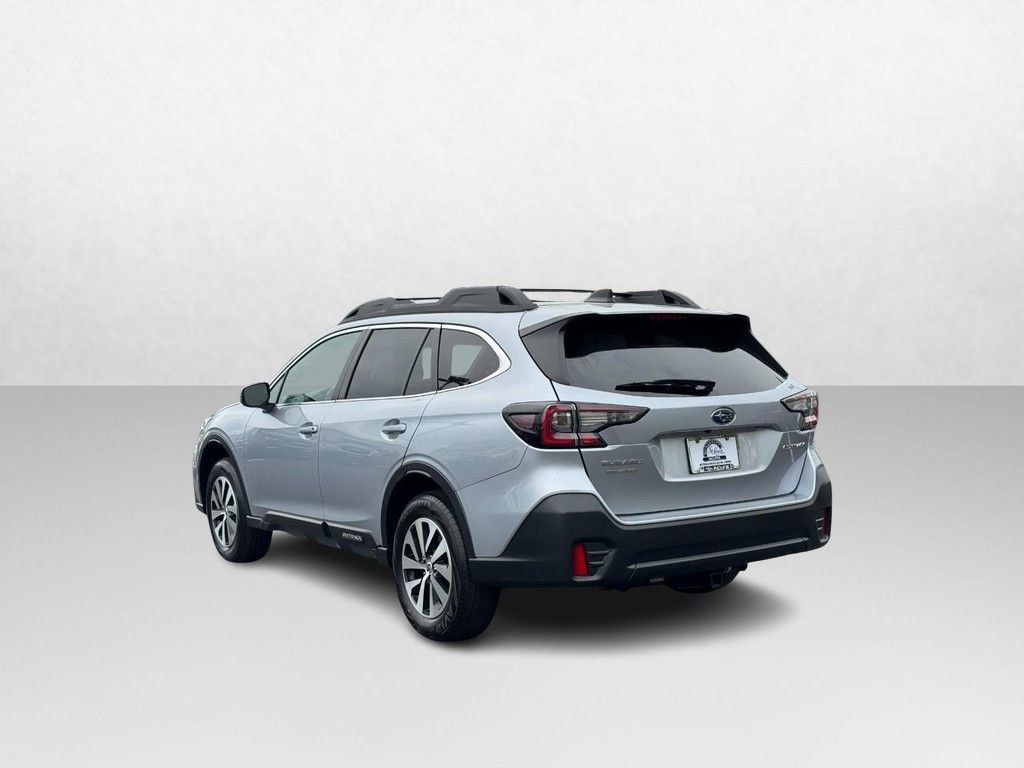 Used 2022 Subaru Outback Premium AWD/4WD image 4