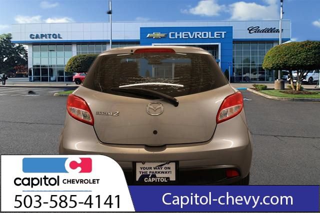 Used 2014 MAZDA MAZDA2 Sport FWD image 4