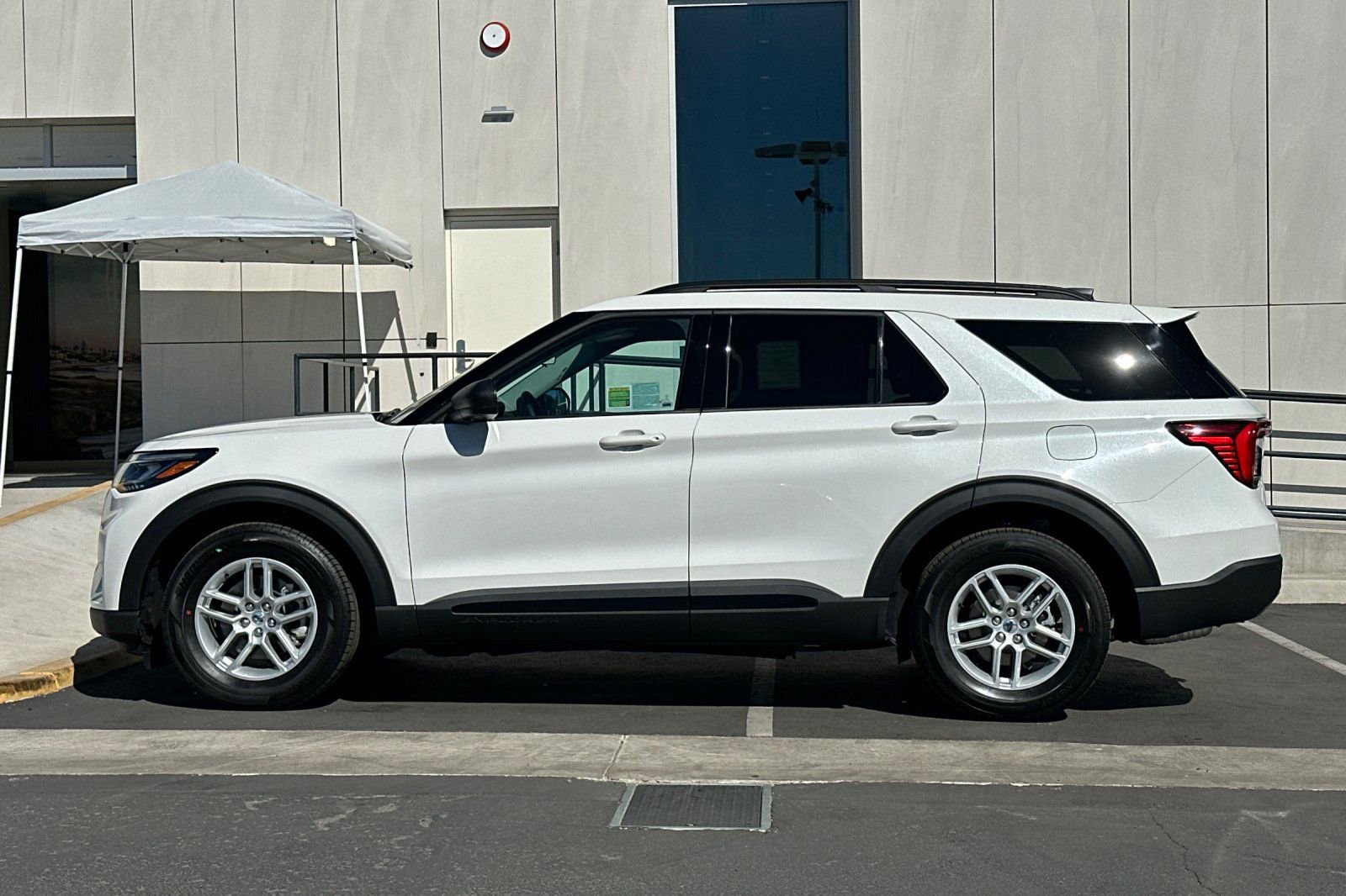 New 2026 Ford Explorer Active w/ Active Comfort Package image 6