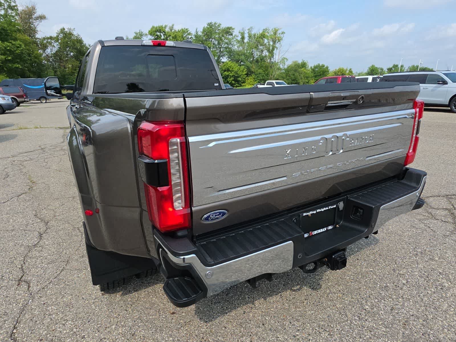 Used 2023 Ford F450 King Ranch w/ Chrome Package AWD/4WD image 13