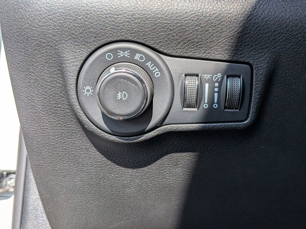 Used 2024 Jeep Compass Trailhawk image 26