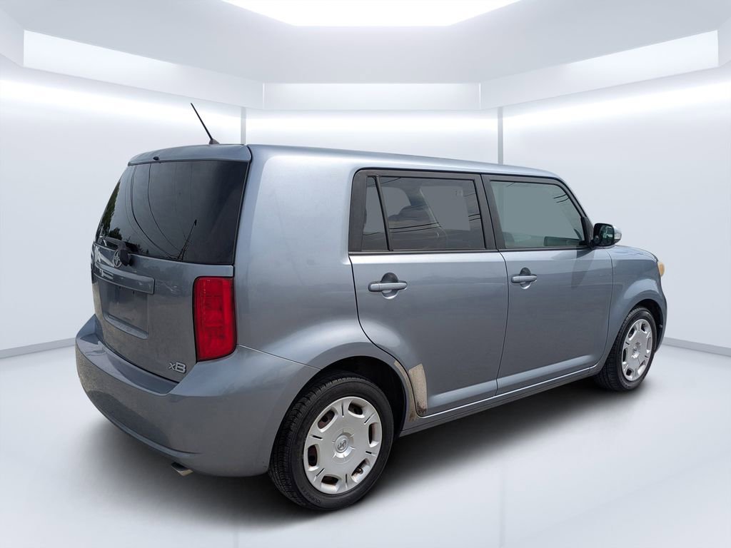 Used 2010 Scion xB image 3