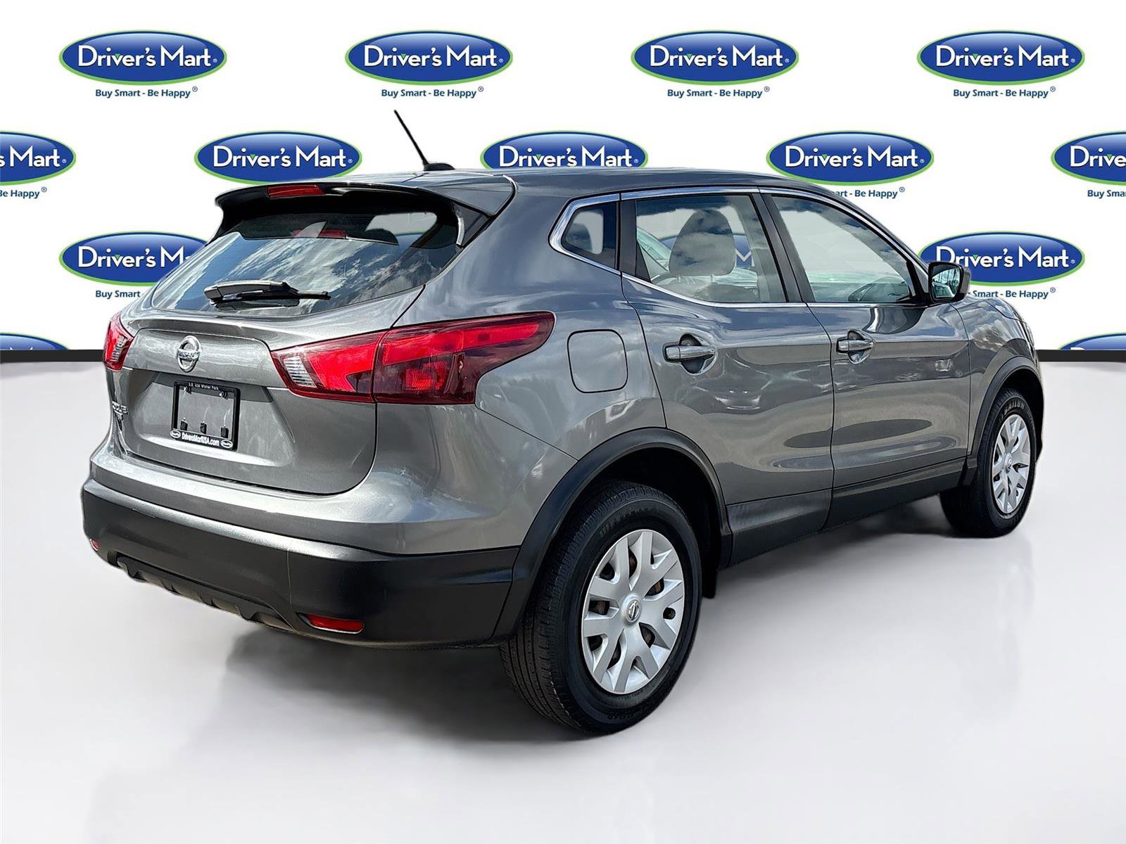 Used 2019 Nissan Rogue Sport S image 7