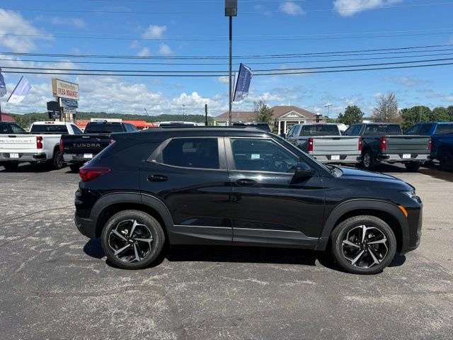 Used 2022 Chevrolet TrailBlazer RS AWD/4WD image 11