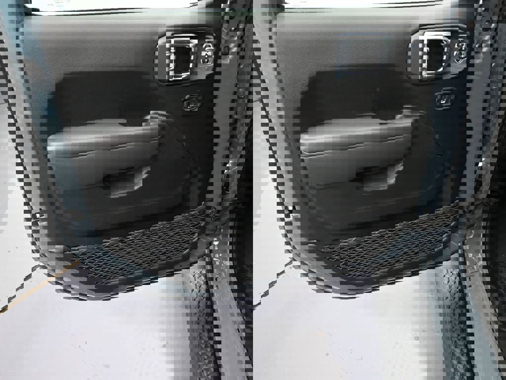 New 2026 Jeep Gladiator Sport image 11