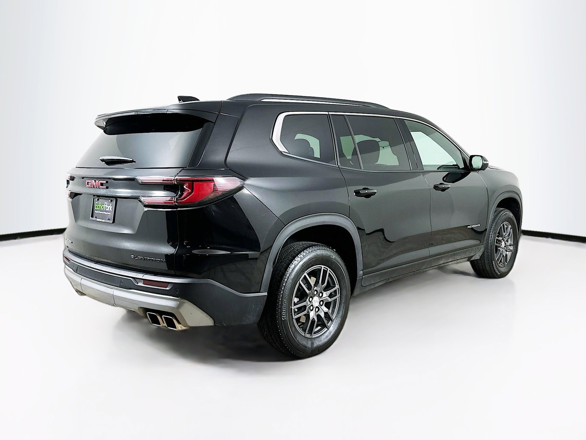 Used 2025 GMC Acadia Elevation image 9