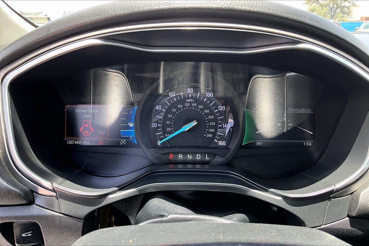 Used 2020 Ford Fusion SE FWD image 25