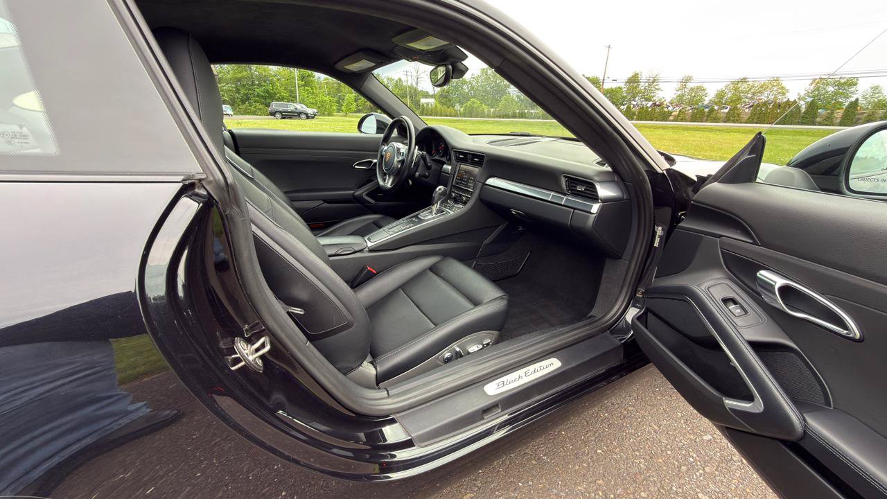 Used 2016 Porsche 911 Carrera Black Edition RWD image 41