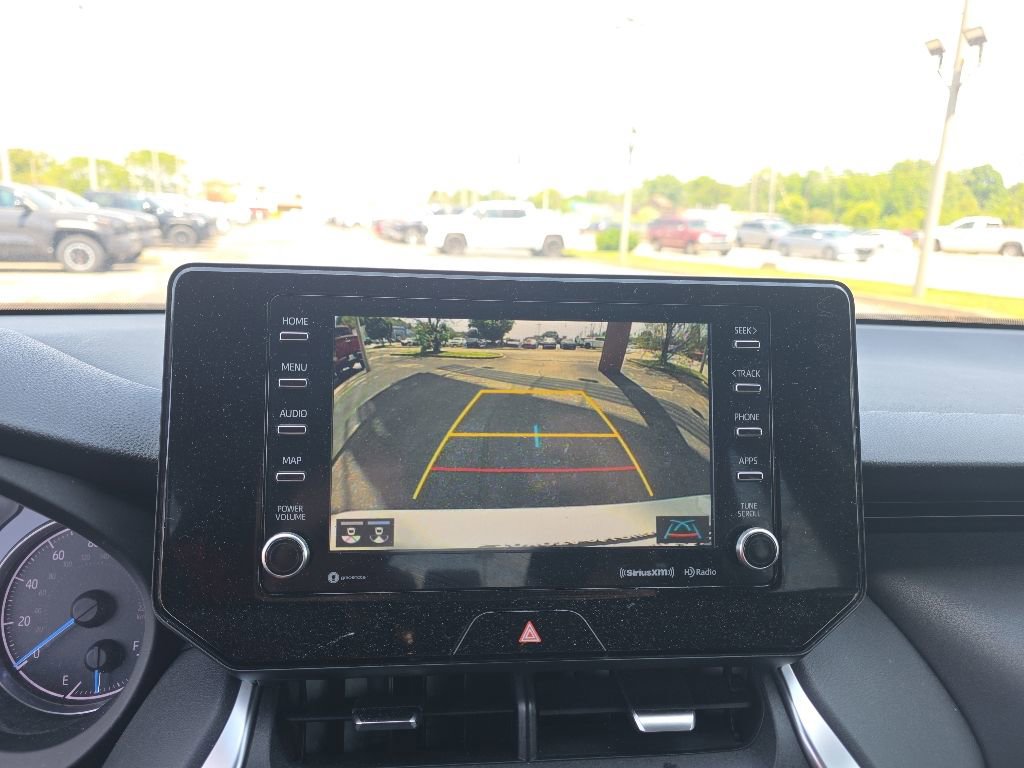 Certified 2021 Toyota Venza LE AWD/4WD image 19