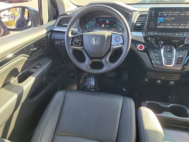 Certified 2024 Honda Odyssey Touring image 12