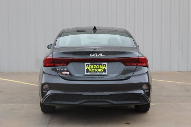 Used 2023 Kia Forte LXS image 6