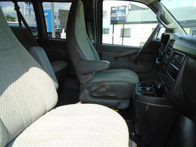 Certified 2025 Chevrolet Express 3500 LT w/ LT Preferred Equipment Group RWD image 13