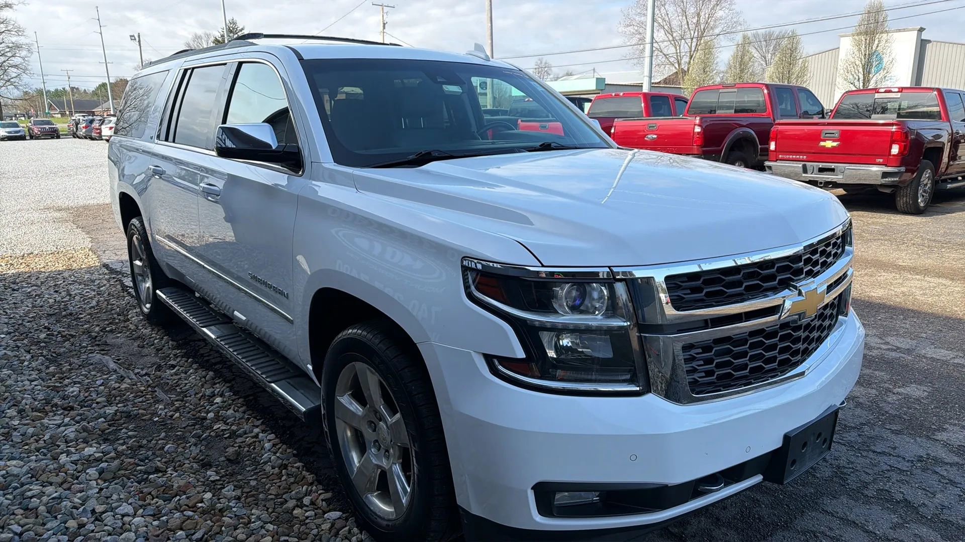 Used 2016 Chevrolet Suburban LT w/ Luxury Package image 8
