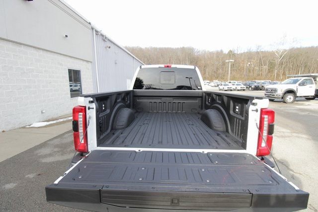 New 2026 Ford F350 Lariat w/ Lariat Ultimate Package image 12