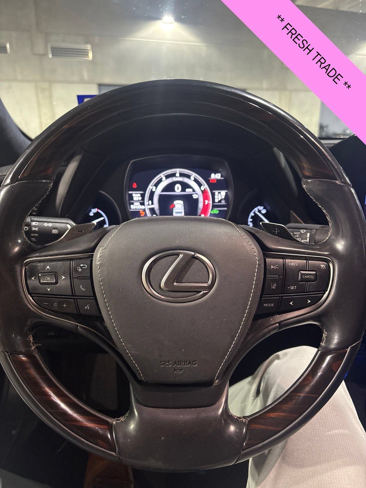 Used 2021 Lexus LS 500 w/ Interior Upgrade Package RWD image 8
