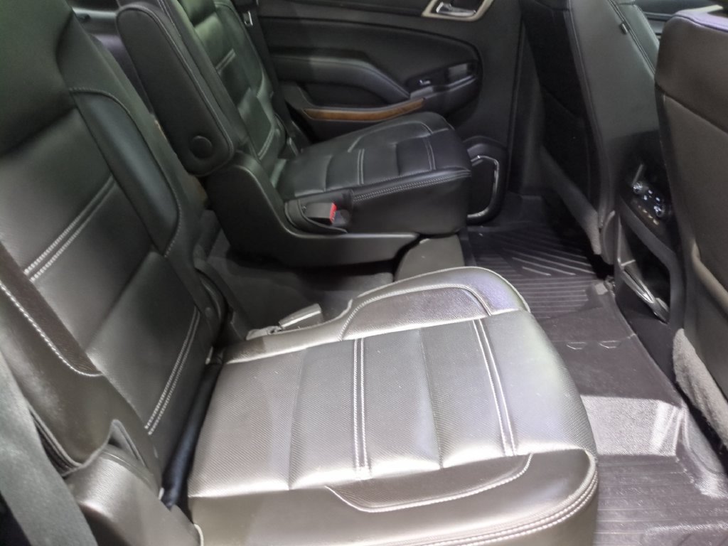 Used 2019 GMC Yukon Denali w/ Denali Ultimate Package AWD/4WD image 27
