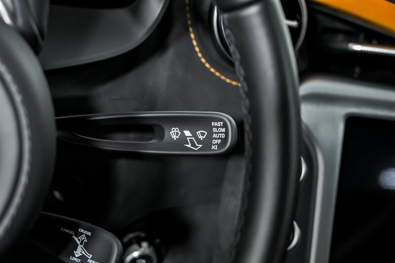 Used 2024 McLaren 750S Spider RWD image 31