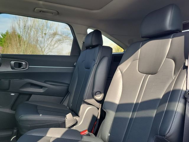 New 2026 Kia Sorento X-Line EX image 9