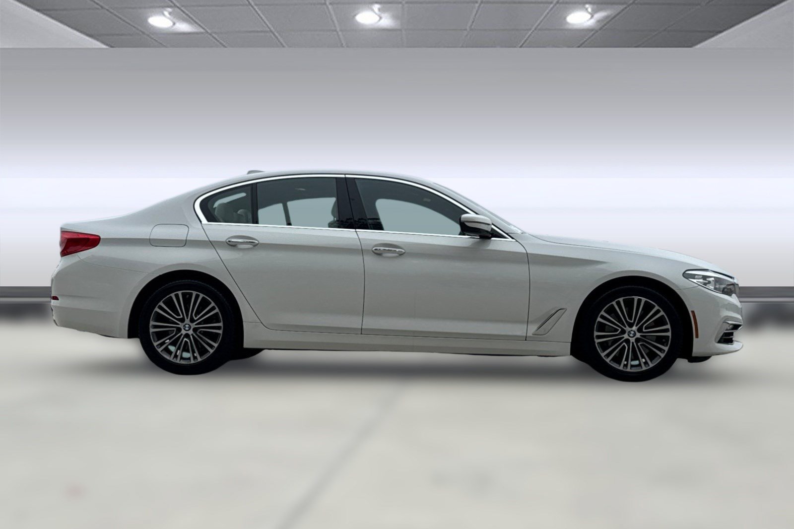 Used 2018 BMW 530i RWD image 7
