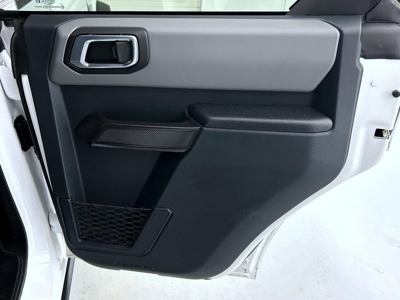 Used 2024 Ford Bronco Black Diamond AWD/4WD image 17