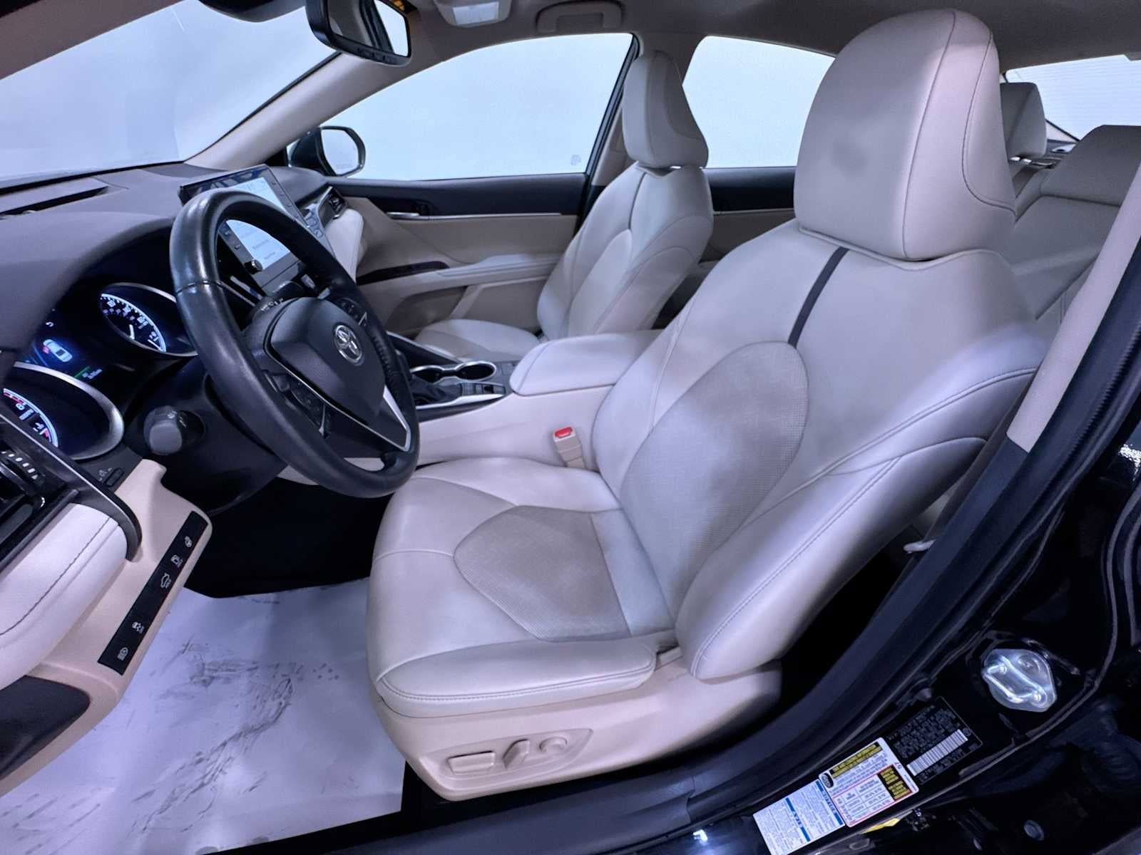 Used 2023 Toyota Camry XLE w/ Cold Weather Package AWD/4WD image 14