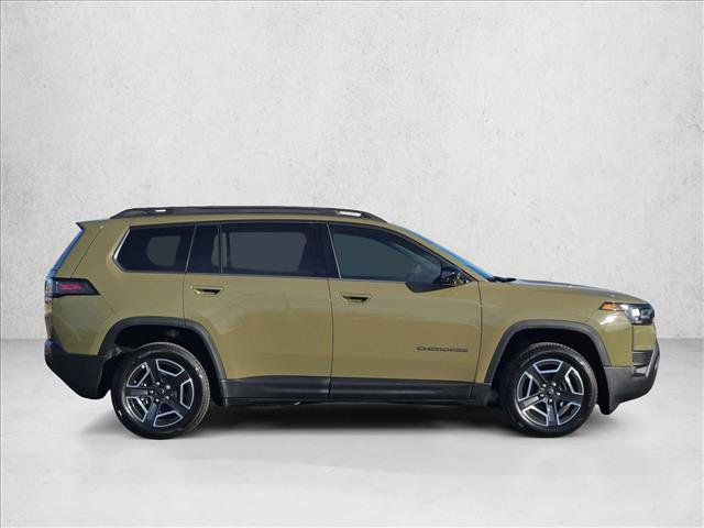 Used 2026 Jeep Cherokee Limited AWD/4WD image 4