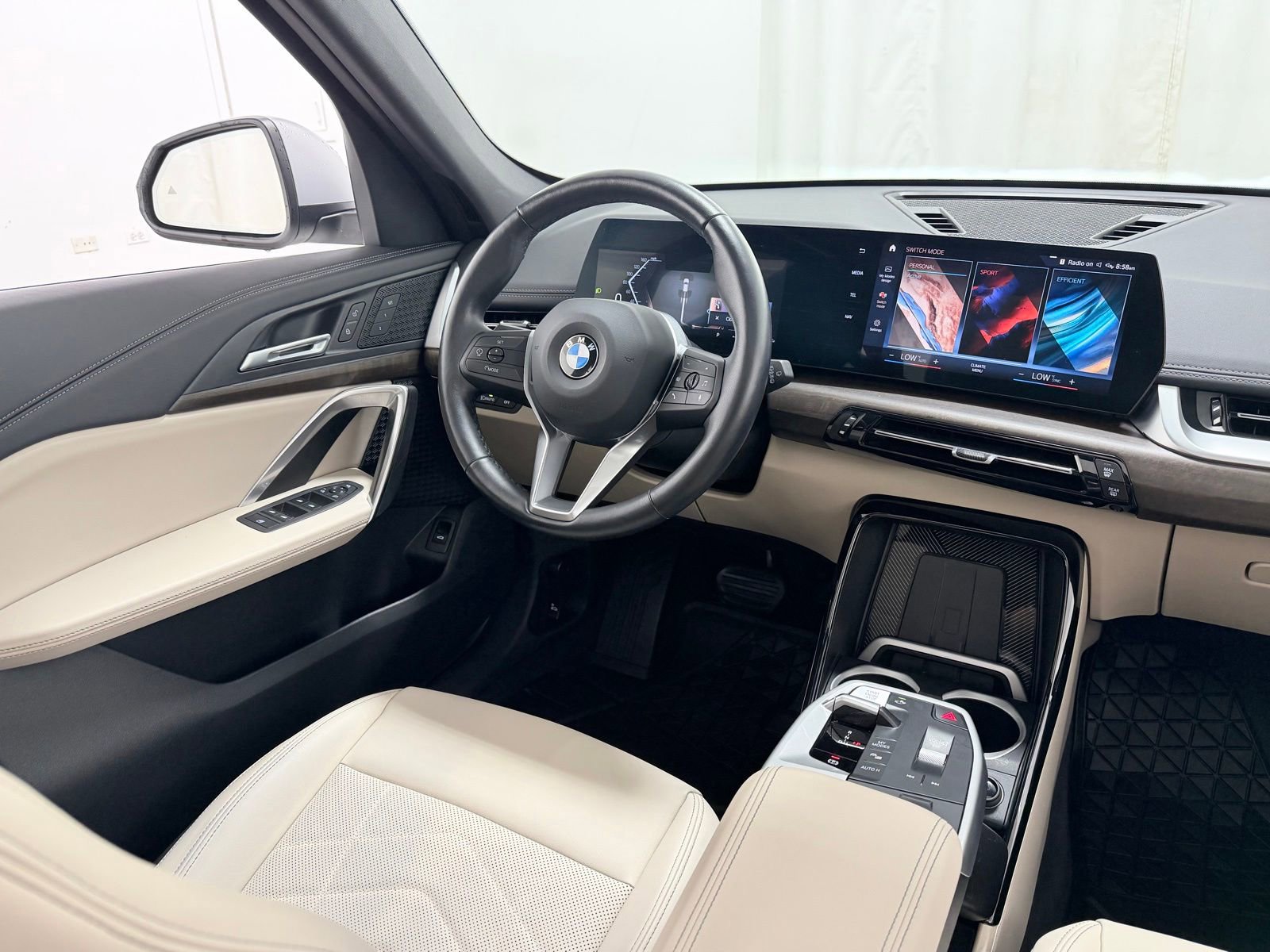 Used 2023 BMW X1 xDrive28i w/ Convenience Package AWD/4WD image 11