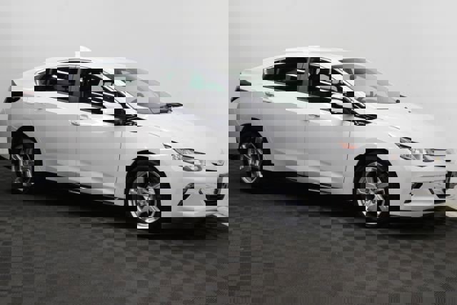 Used 2016 Chevrolet Volt LT w/ Comfort Package image 1