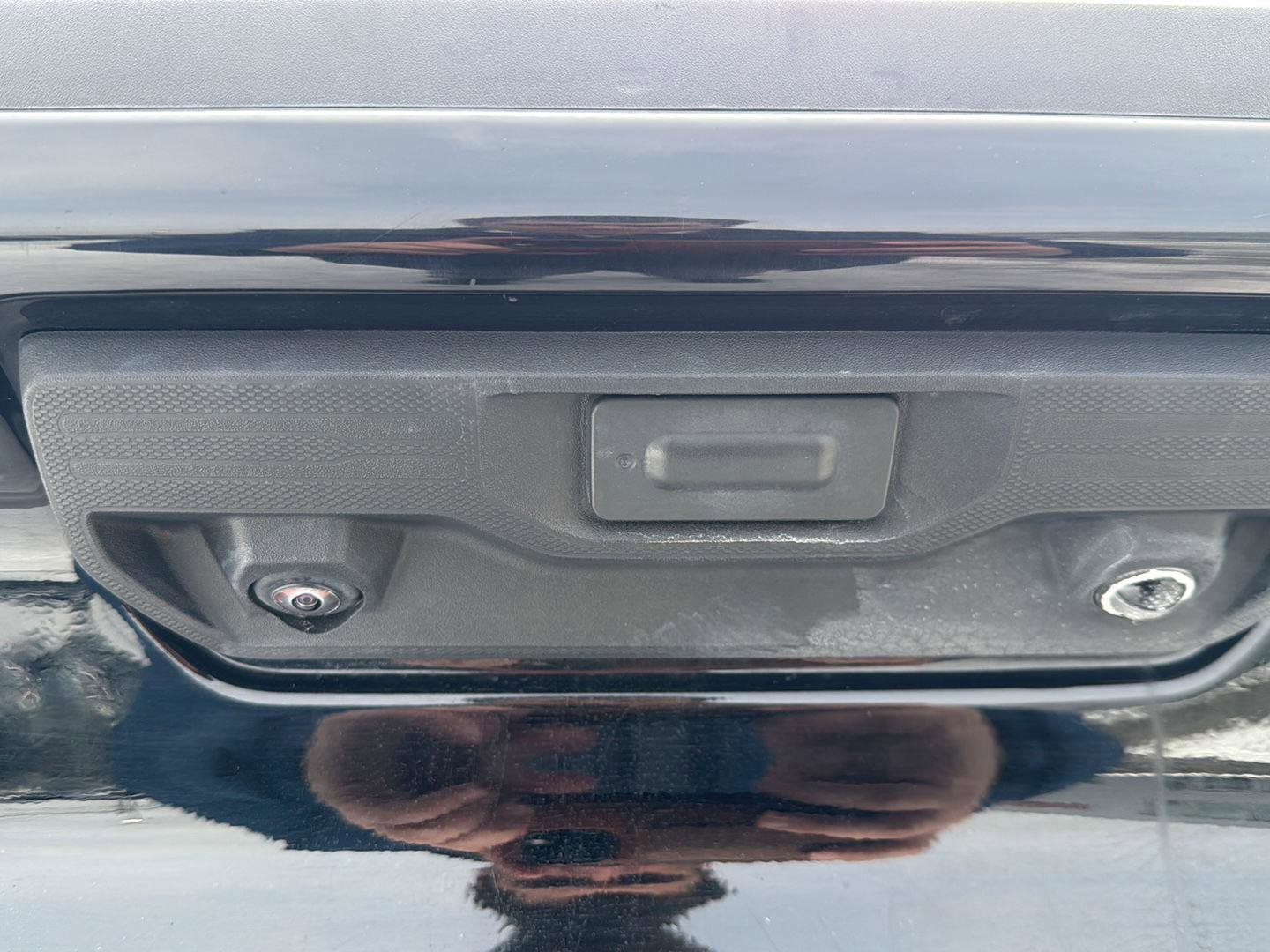 Used 2025 Chevrolet Silverado 1500 LT image 9