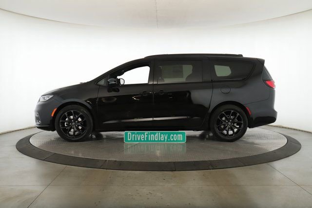 New 2026 Chrysler Pacifica Limited w/ S Appearance Package image 9
