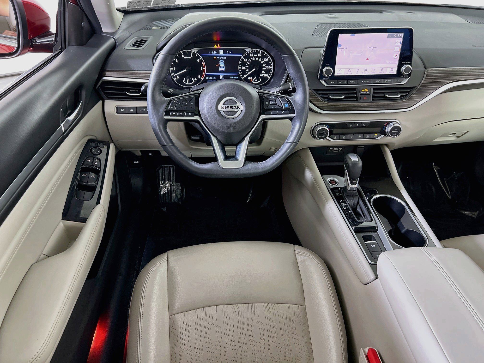 Used 2020 Nissan Altima 2.5 SL FWD image 23