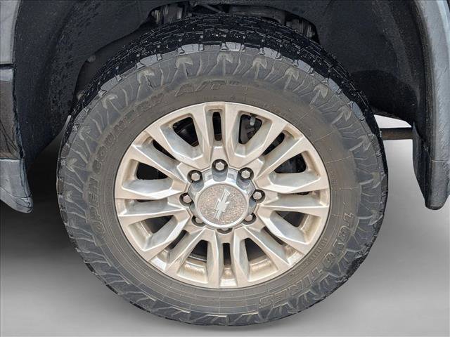 Used 2020 Chevrolet Silverado 3500 High Country w/ Technology Package AWD/4WD image 10