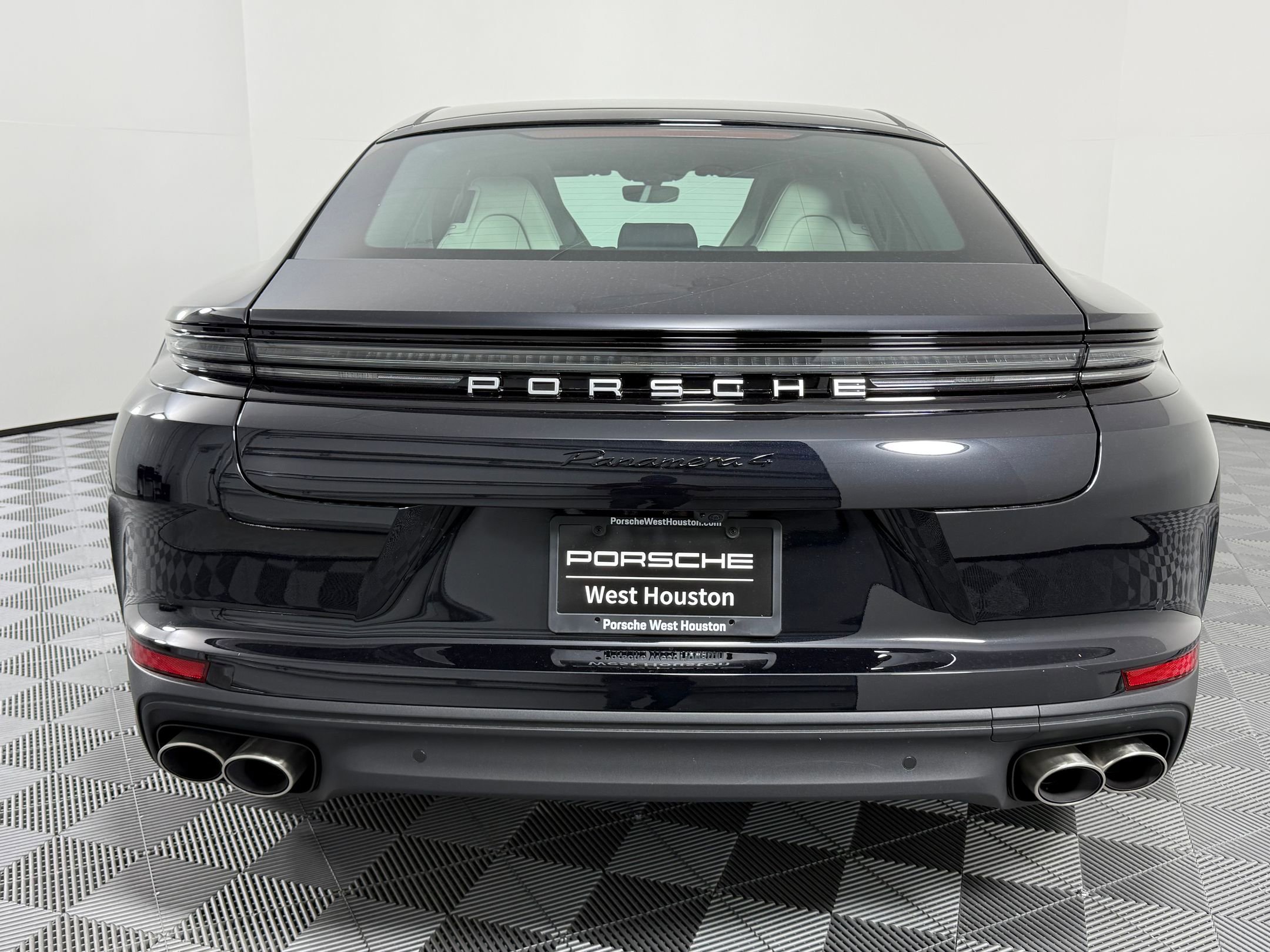 New 2026 Porsche Panamera 4 image 10