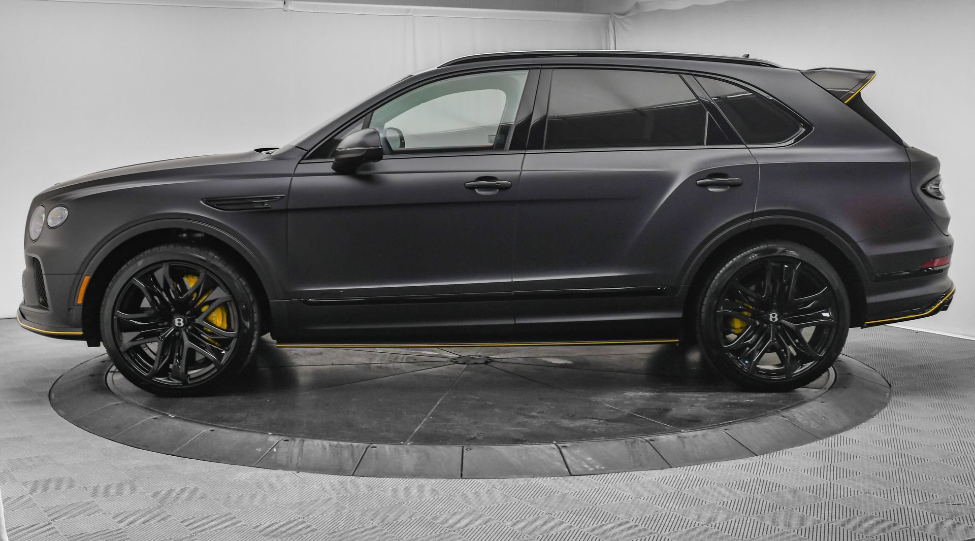 New 2026 Bentley Bentayga Speed AWD/4WD image 9